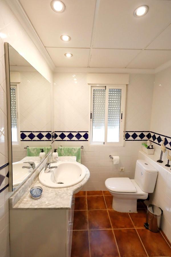 At The Center & Very Close To The Paseo Beach, With Double Garage, Renovated And Fully Equipped Apartment Almuñécar Eksteriør billede